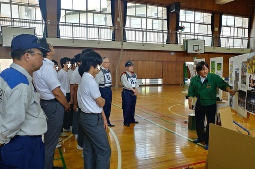 中川中学校にて避難所開設訓練